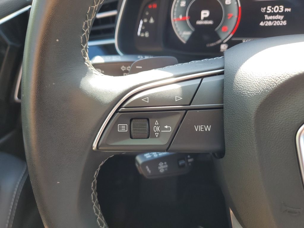 Used 2025  Audi 55 Premium Plus image 21