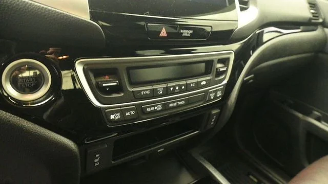 Certified Used 2018 Crystal Black Honda Black Edition image 18