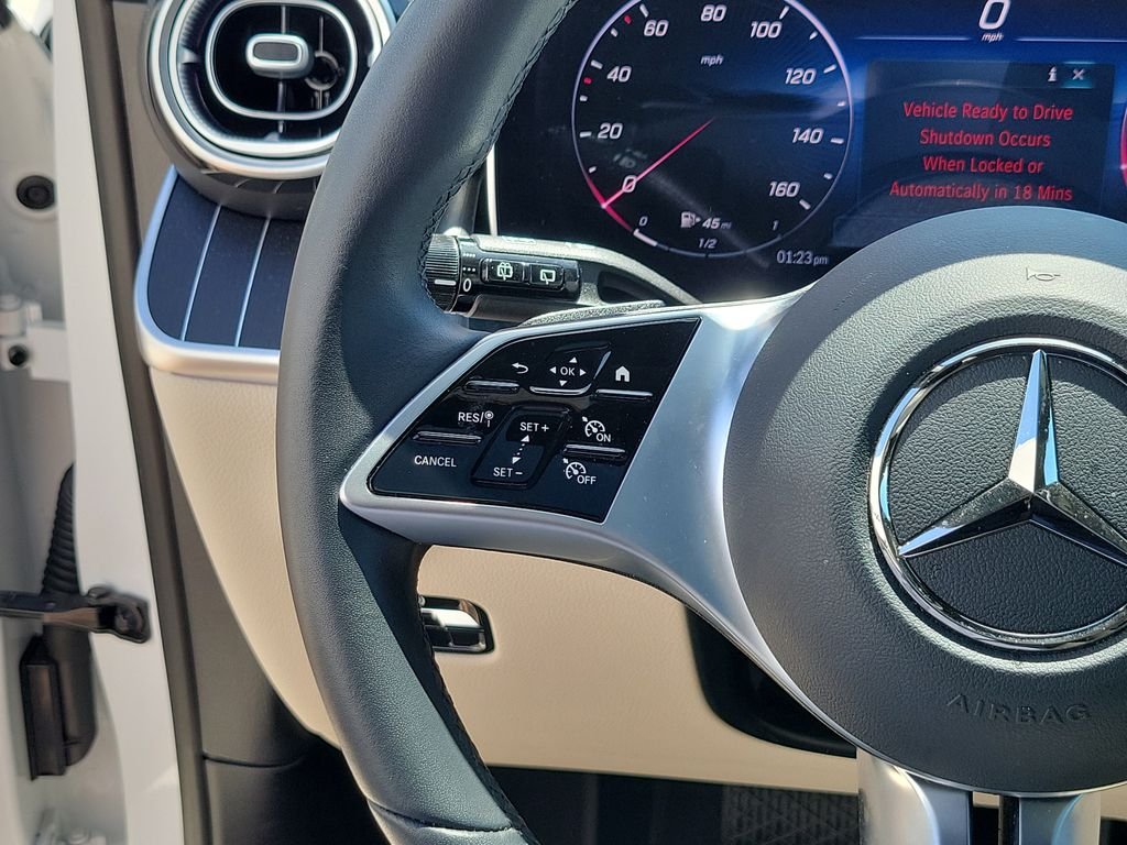 Certified Used 2026 White Mercedes-Benz GLC 300 image 25