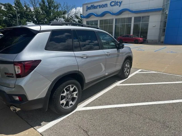 Used 2022 Gray Honda TrailSport image 4