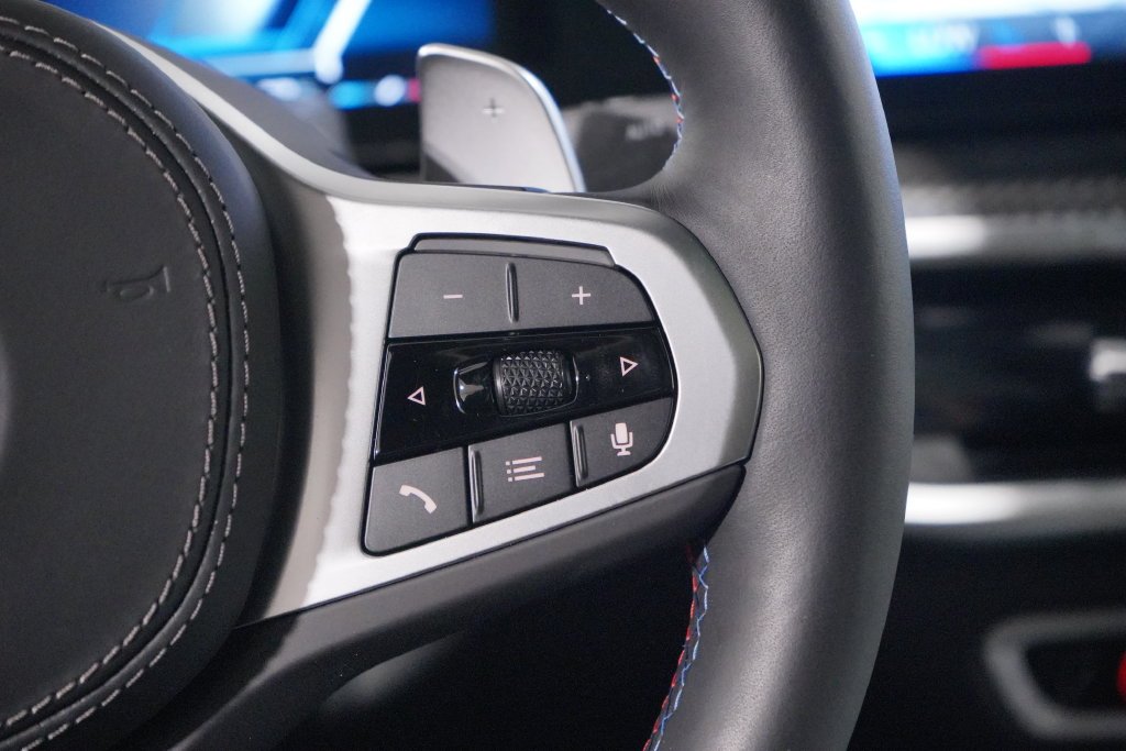 2026 BMW X6 M60i - Photo 12