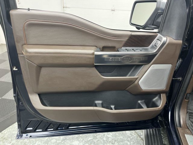 Used 2023 Antimatter Blue Metallic Ford King Ranch image 13