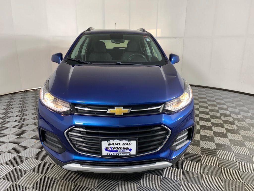 Used 2020 Pacific Blue Metallic Chevrolet LT image 4