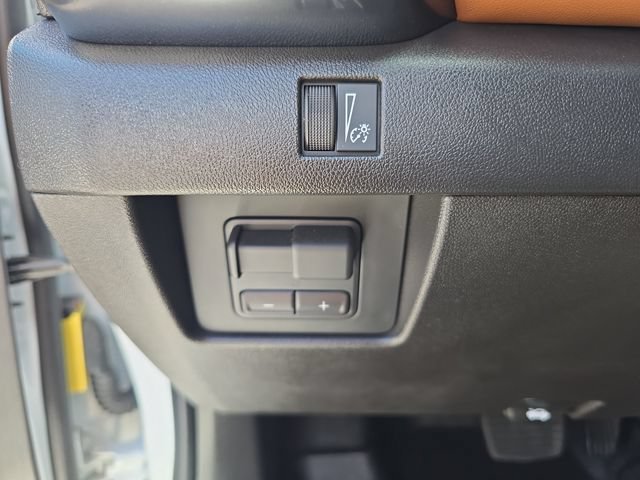 2026 GMC Canyon AT4 - Photo 25