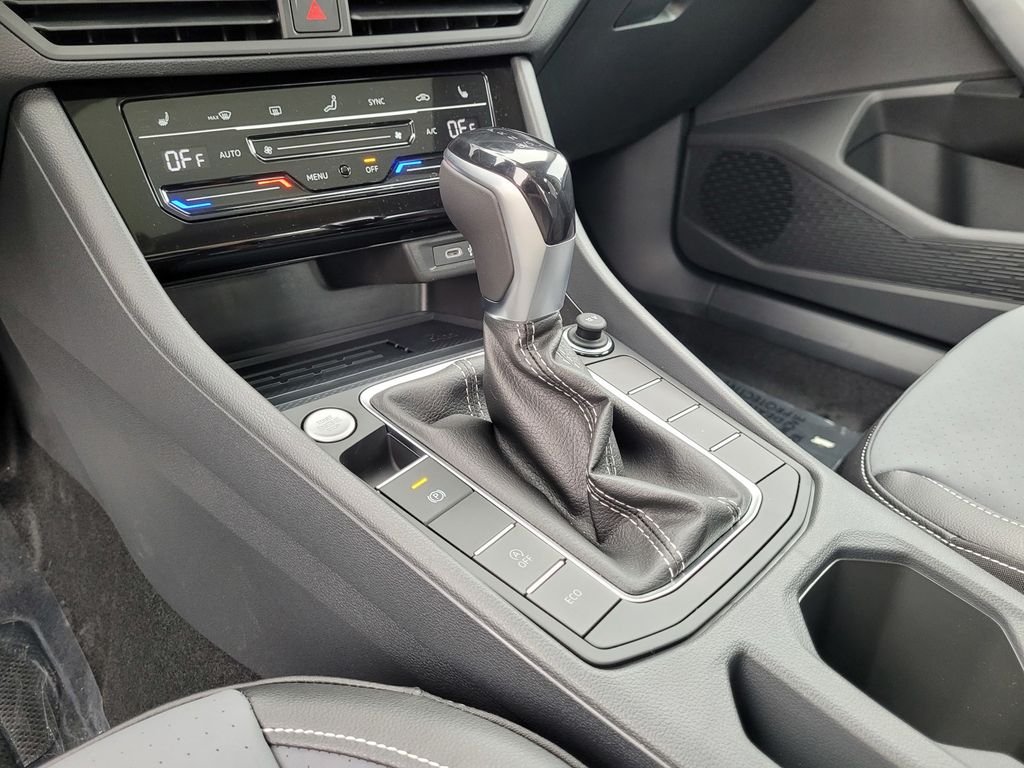 New 2026 White Volkswagen 1.5T SE image 20