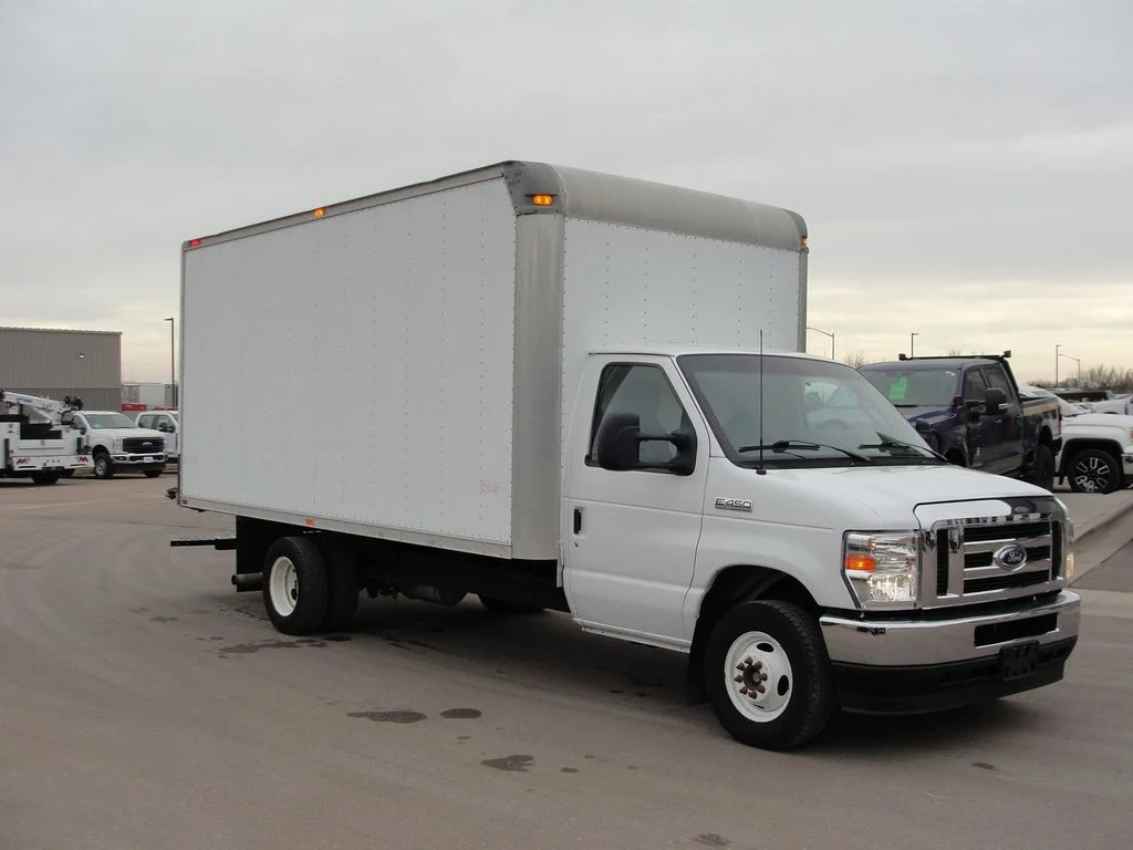 2023 Ford E-Series Cutaway Base - Photo 7