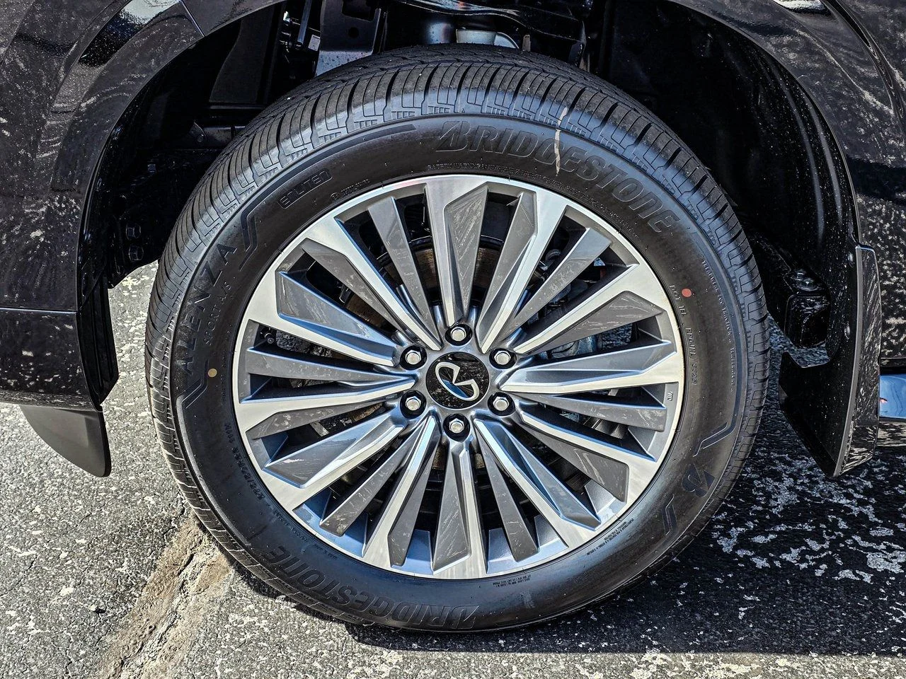 New 2026 BLACK OBSIDIAN INFINITI Luxe 4WD image 7