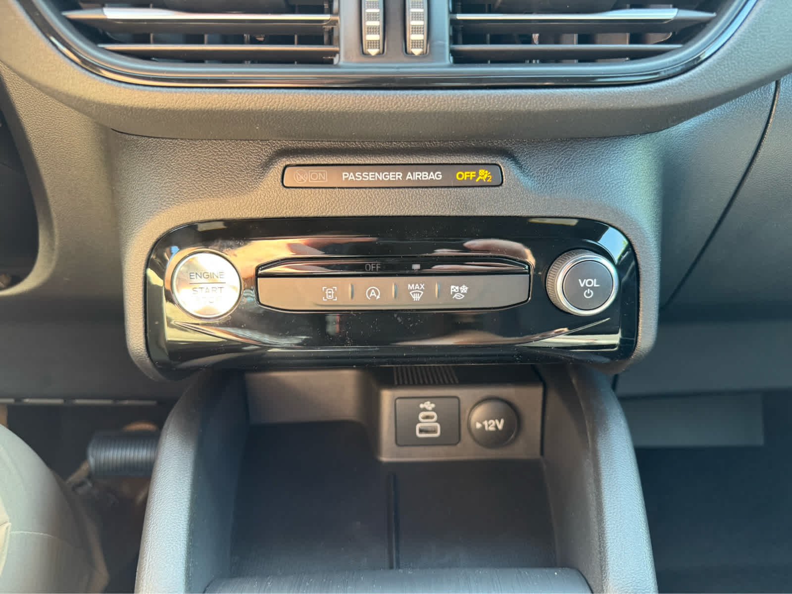 New 2026 Agate Black Metallic Ford ST-Line image 20