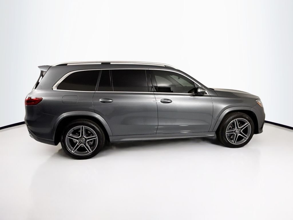 New 2026 Selenite Grey Metallic Mercedes-Benz GLS 450 image 4