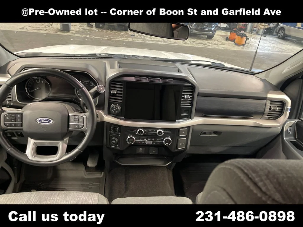 Used 2021 White Ford XLT image 18
