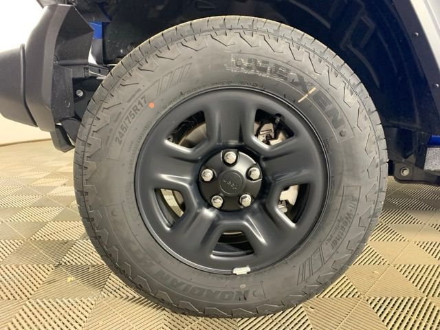 Used 2024 Blue Jeep Sport image 33