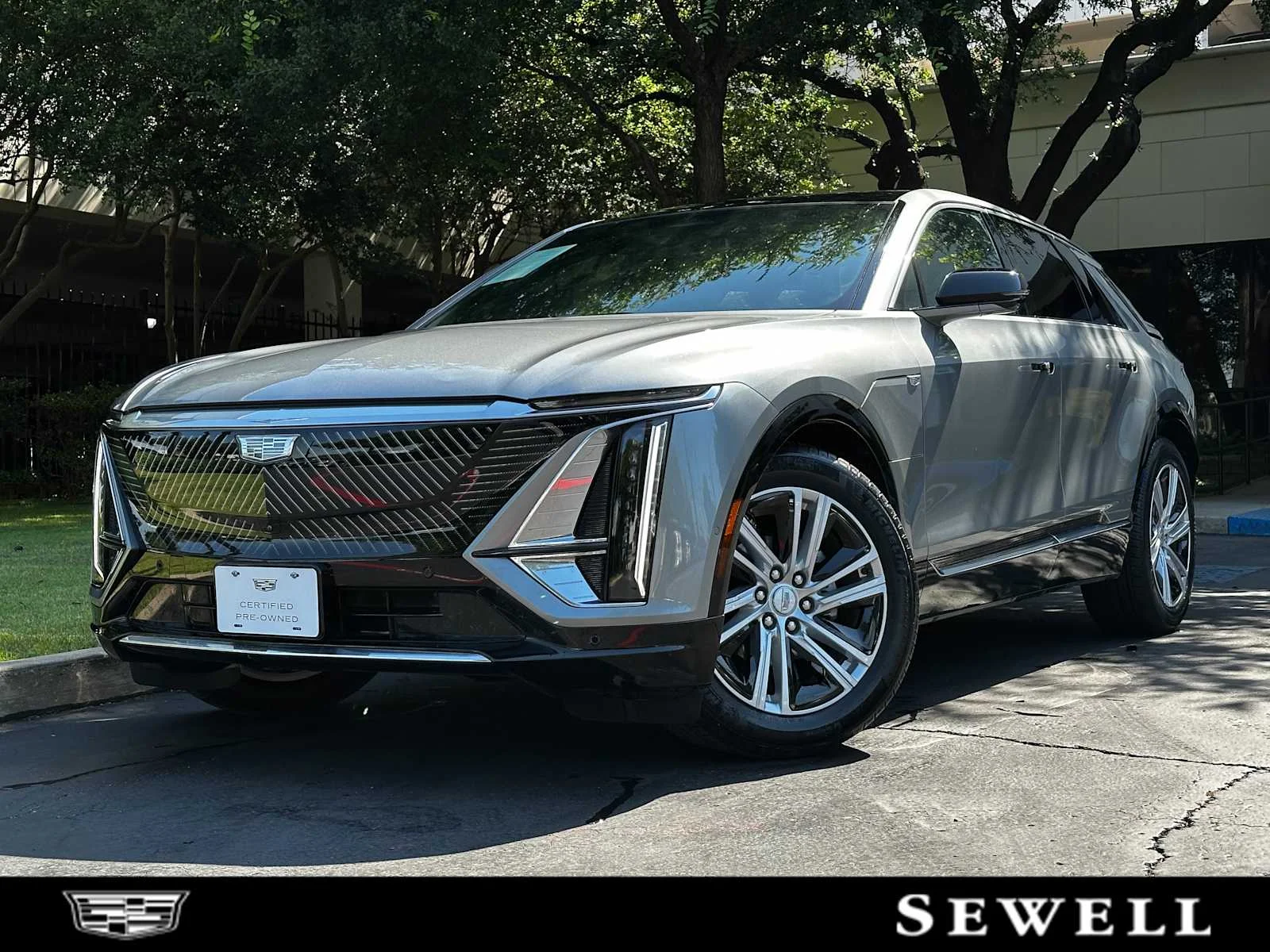 2024 Cadillac Lyriq Tech RWD's photo