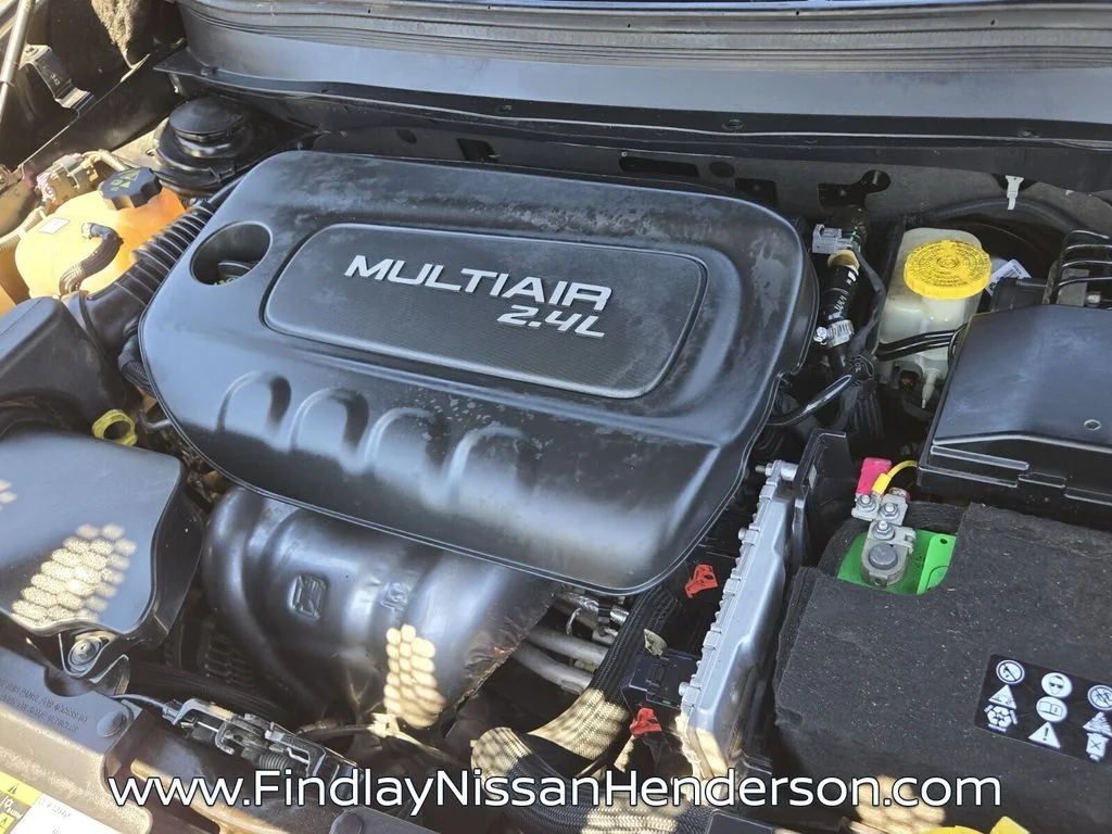 Used 2016 Black Jeep Latitude image 19