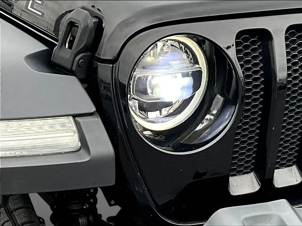 Used 2022 Black Jeep Unlimited High Tide image 30