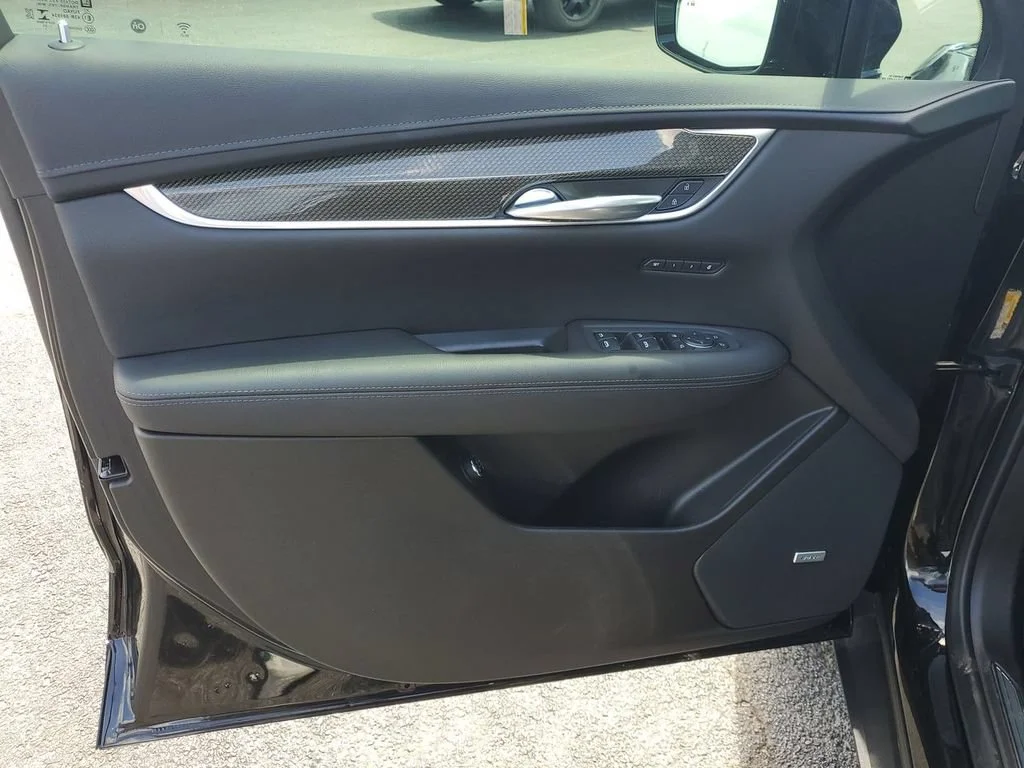 Used 2022 Stellar Black Metallic Cadillac Sport image 23