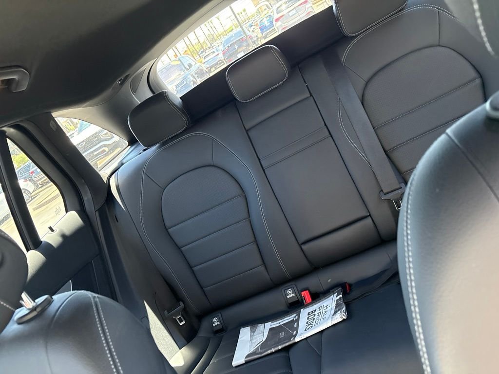 Used 2019  Mercedes-Benz GLC 300 image 5