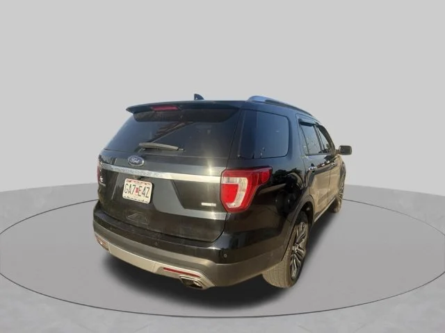 Used 2017 Black Ford Platinum image 2