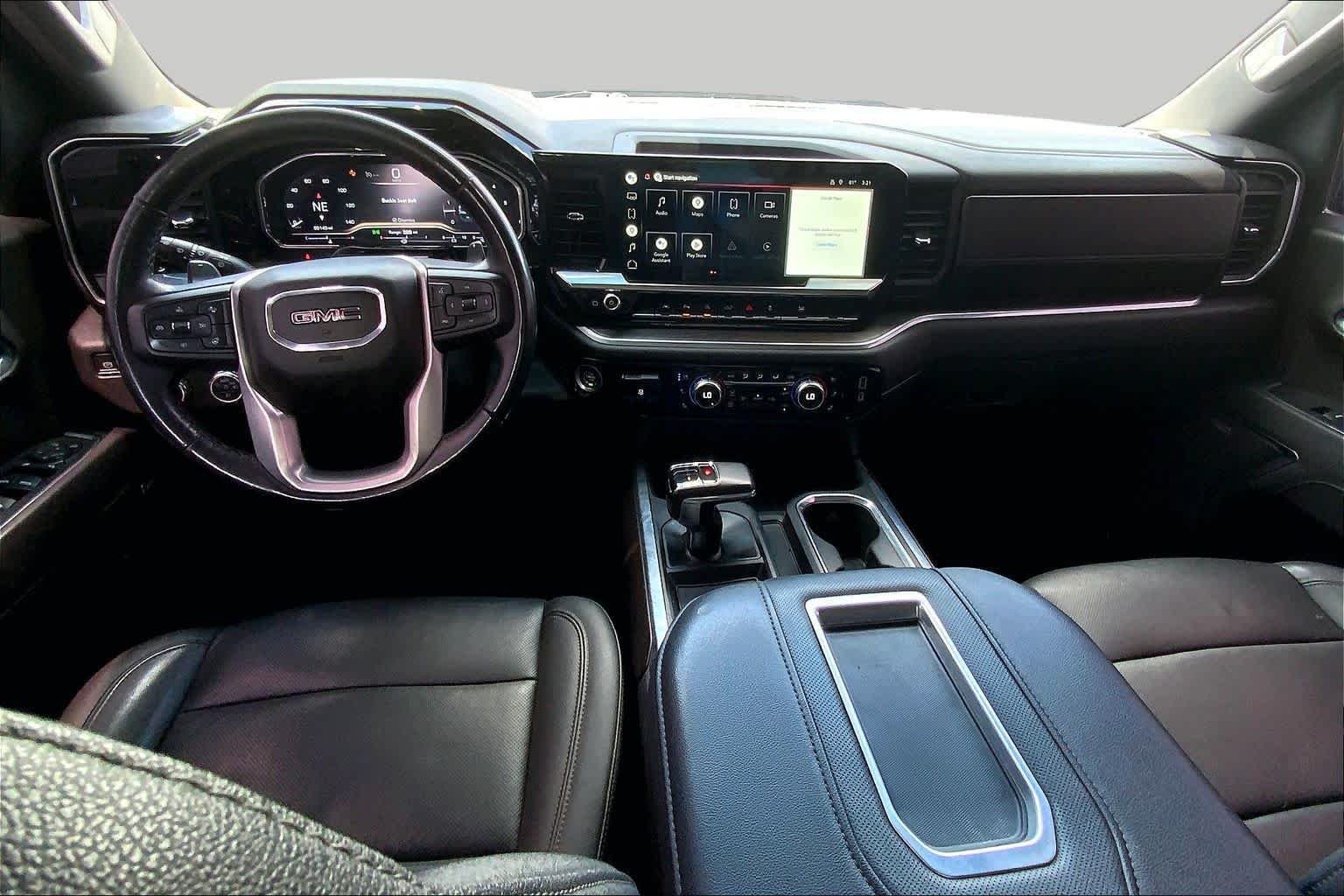 Used 2022 Onyx Black GMC SLT image 16