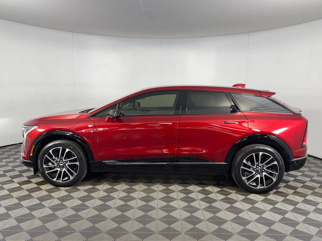 Certified Used 2025 Red Cadillac Sport image 10