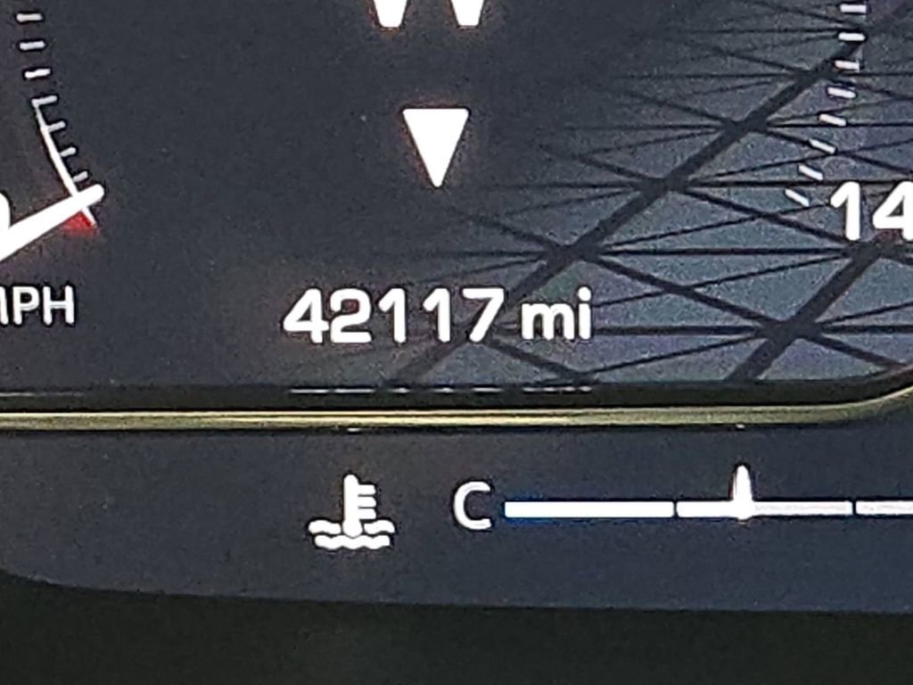 2023 GMC Yukon XL AT4 - Photo 18