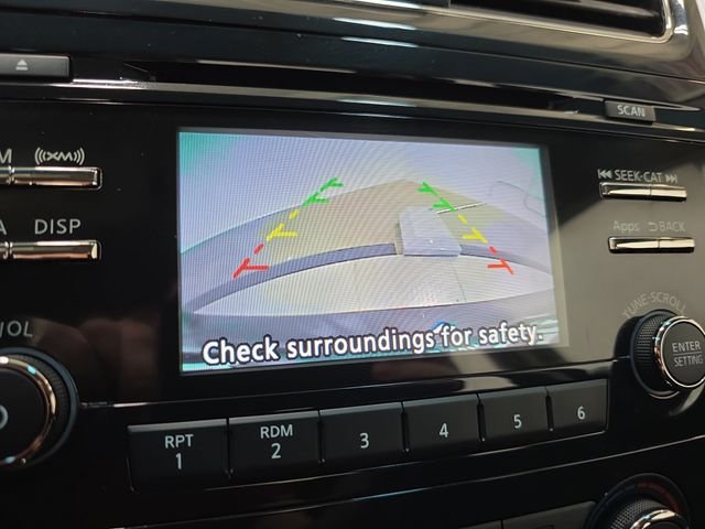 Used 2015 Blue Nissan 2.5 S image 21