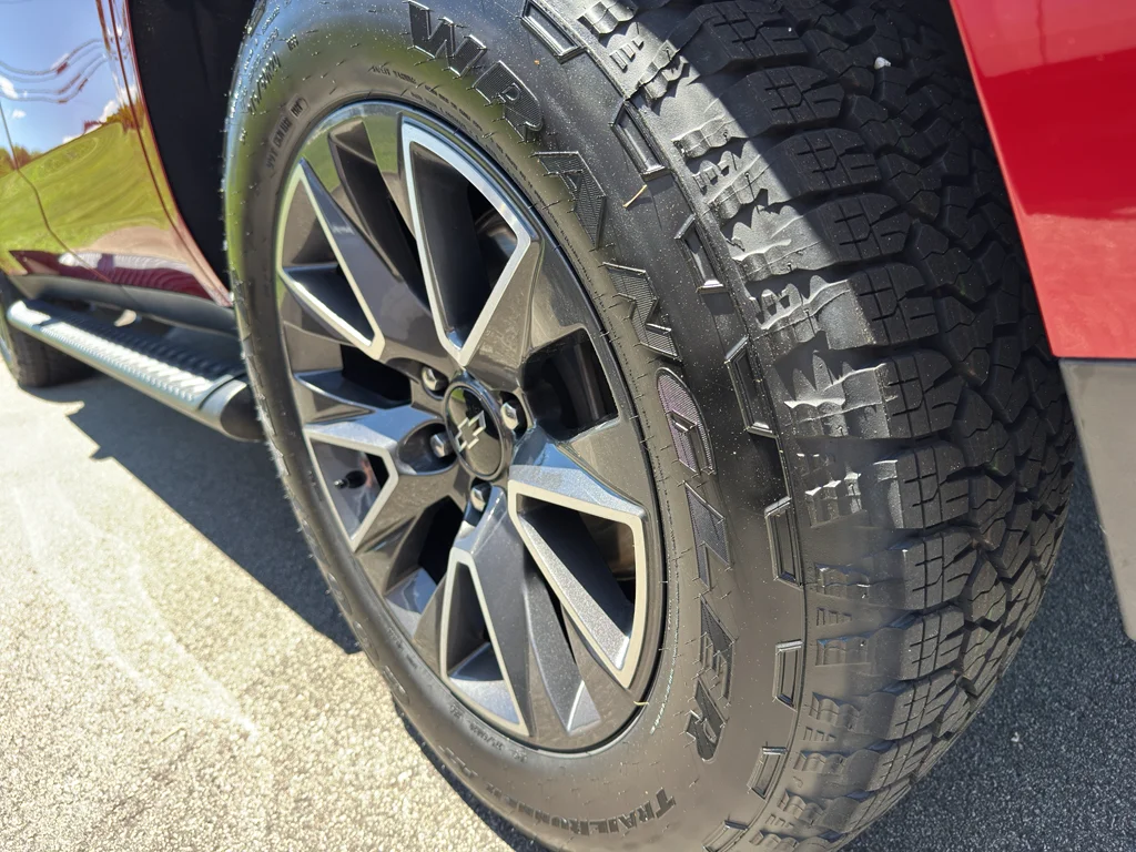 Used 2022 Cherry Red Tintcoat Chevrolet Z71 image 7