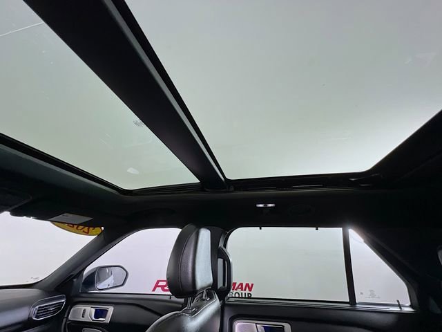 Used 2021 White Ford ST image 25