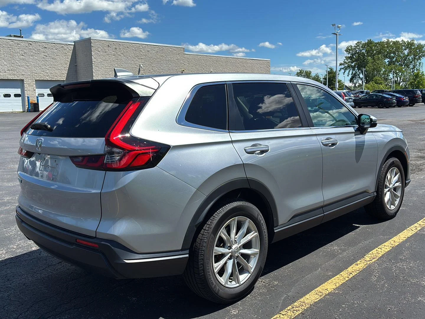 Used 2024 Lunar Silver Metallic Honda EX image 17