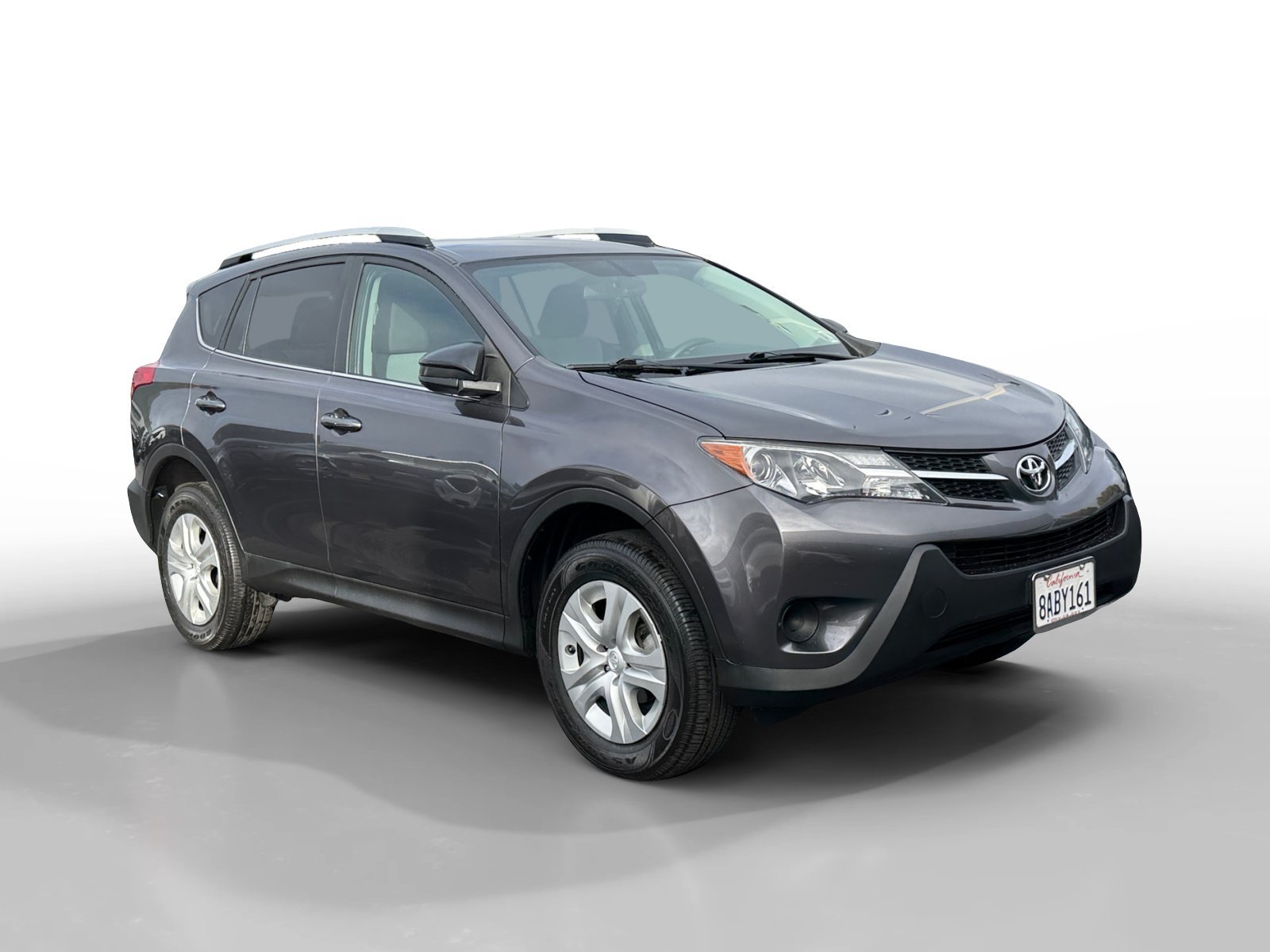 Used 2014 Magnetic Gray Metallic Toyota LE image 7
