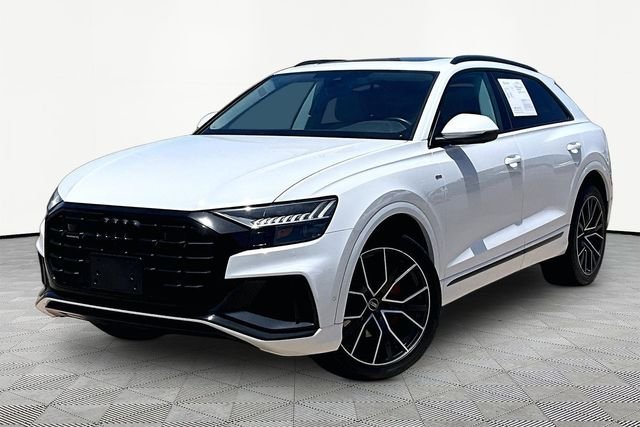 2023 Audi Q8 55 Premium Plus