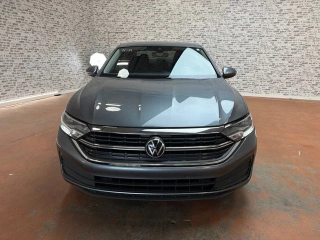 Used 2023 Platinum Gray Metallic Volkswagen 1.5T S image 2