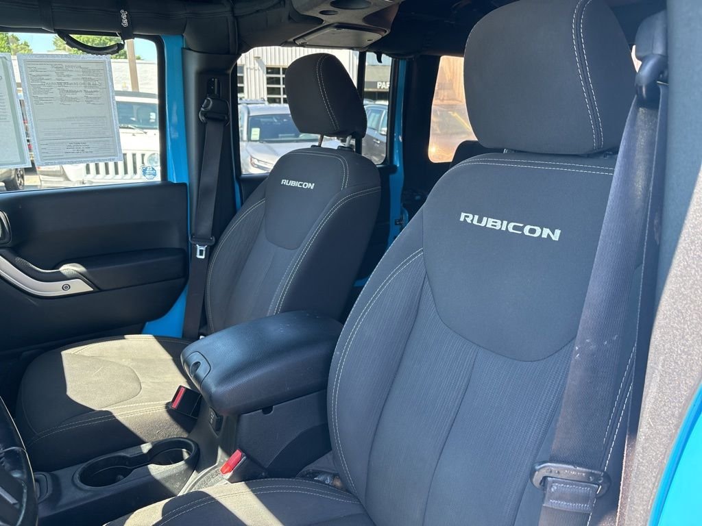 Used 2017 Blue Jeep Unlimited Rubicon image 15