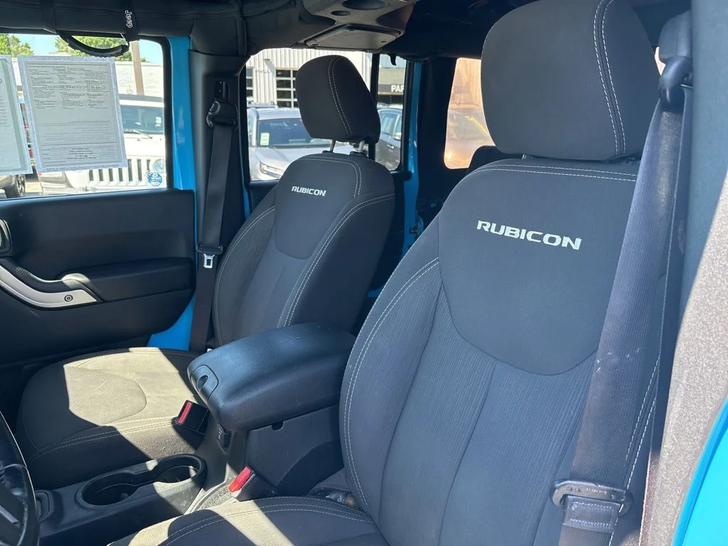 Used 2017 Blue Jeep Unlimited Rubicon image 15