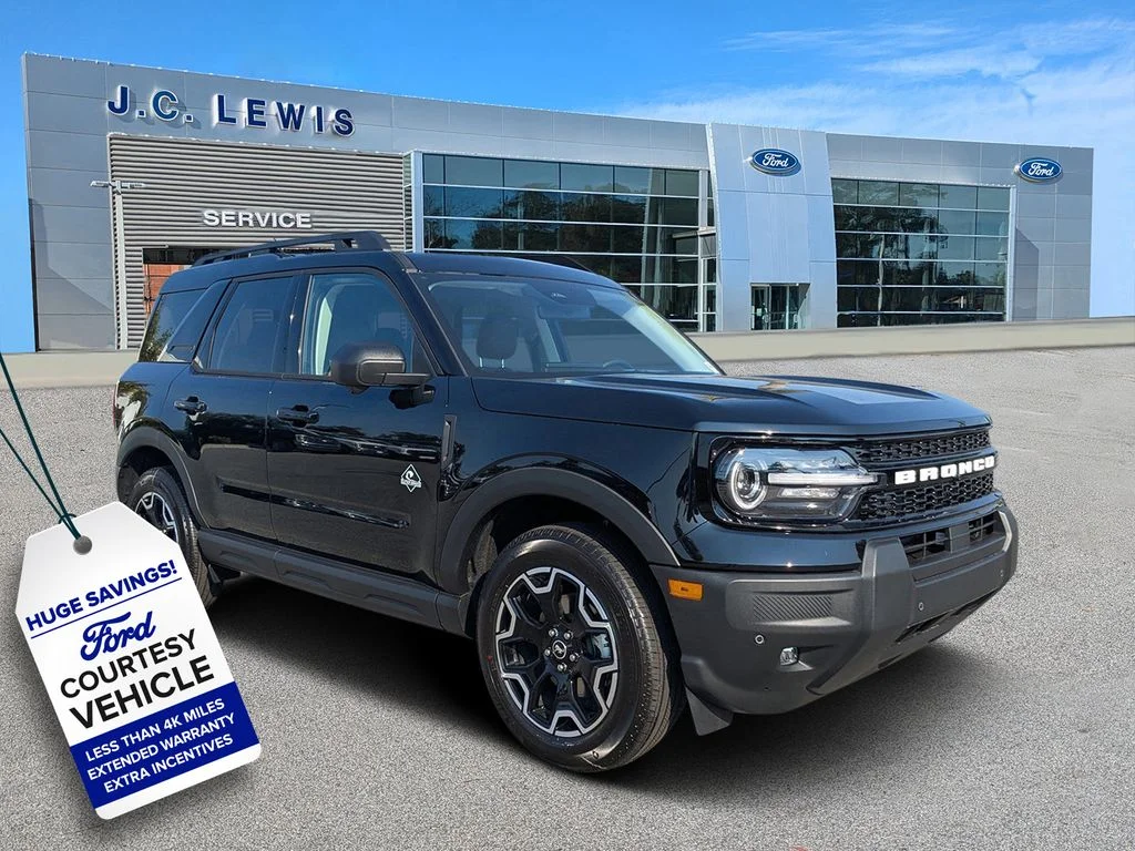 New 2025 Shadow Black Ford Outer Banks image 1