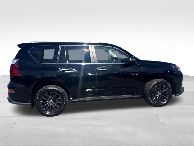 Used 2022 Black Lexus 460 image 6