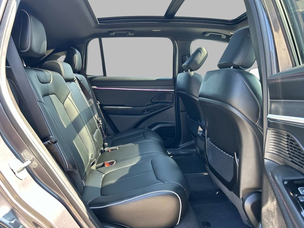 Used 2025 Gray Jeep Limited image 18