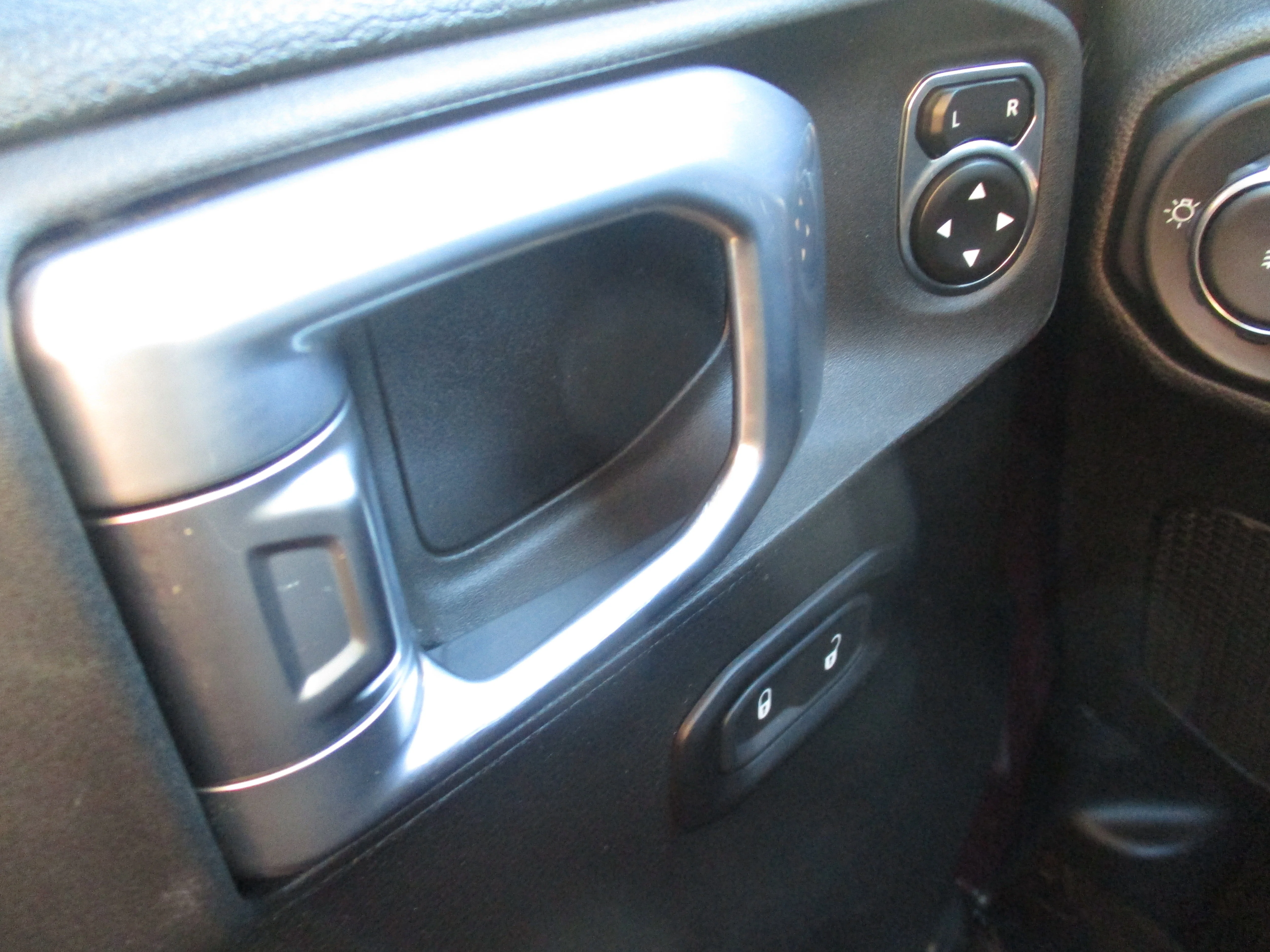 Used 2021 Snazzberry Pearlcoat Jeep Unlimited Sport Altitude image 49