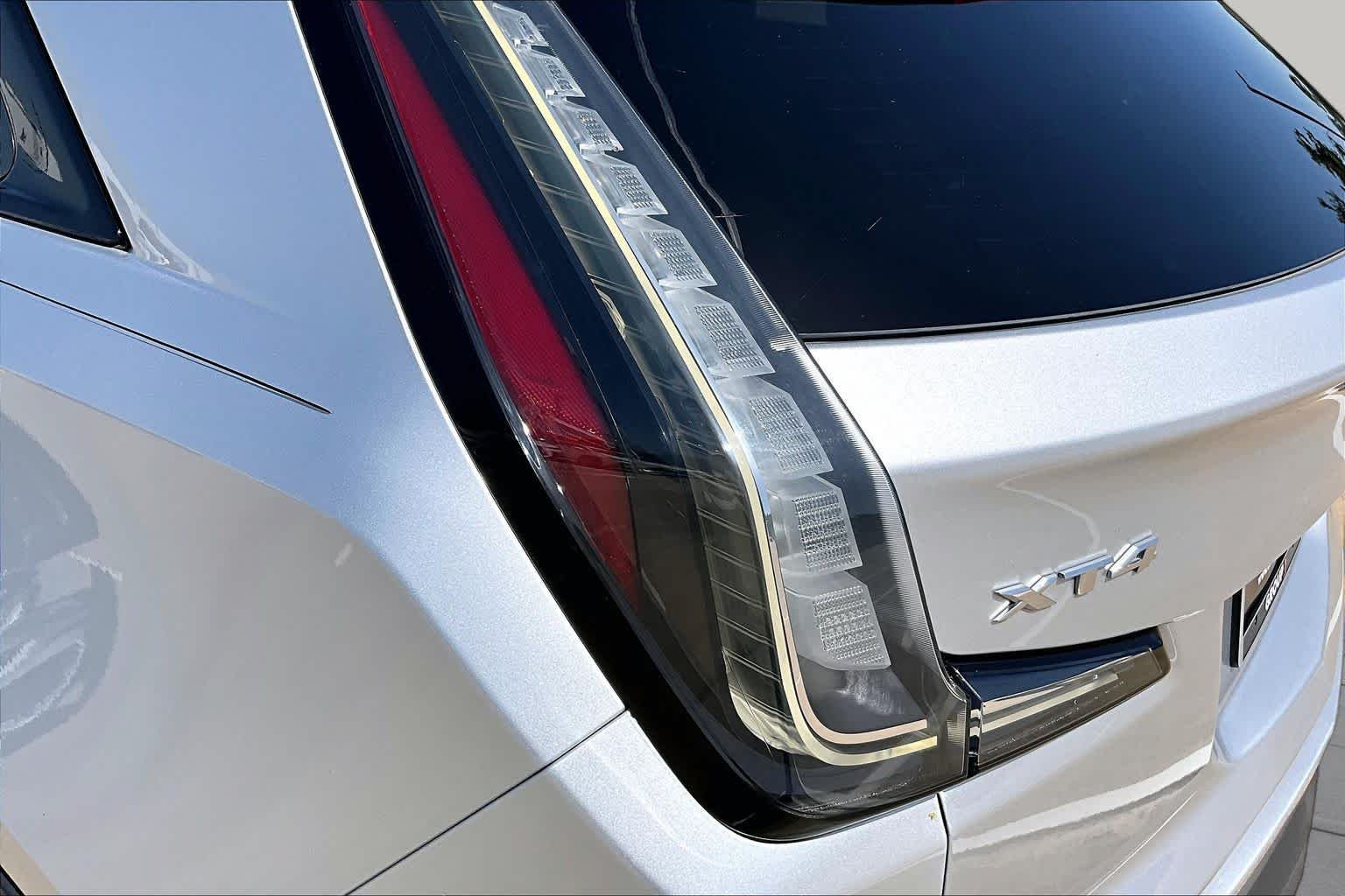 Used 2020 Radiant Silver Metallic Cadillac FWD Sport image 29