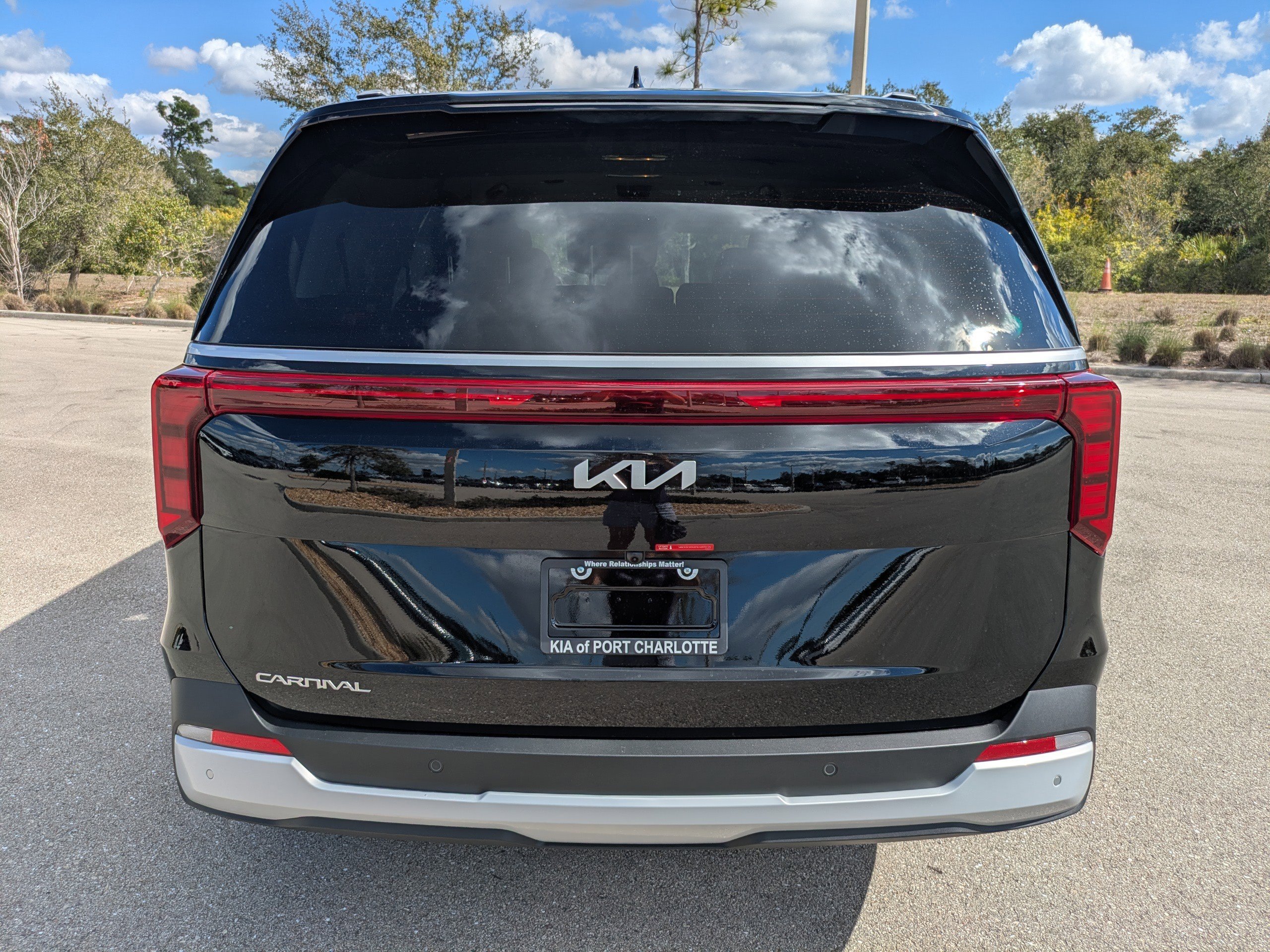 New 2026 Aurora Black Pearl Kia EX image 6
