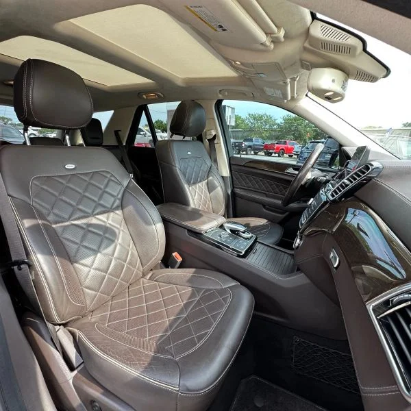 Used 2017 White Mercedes-Benz GLE 43 Sport Utility 4D image 29