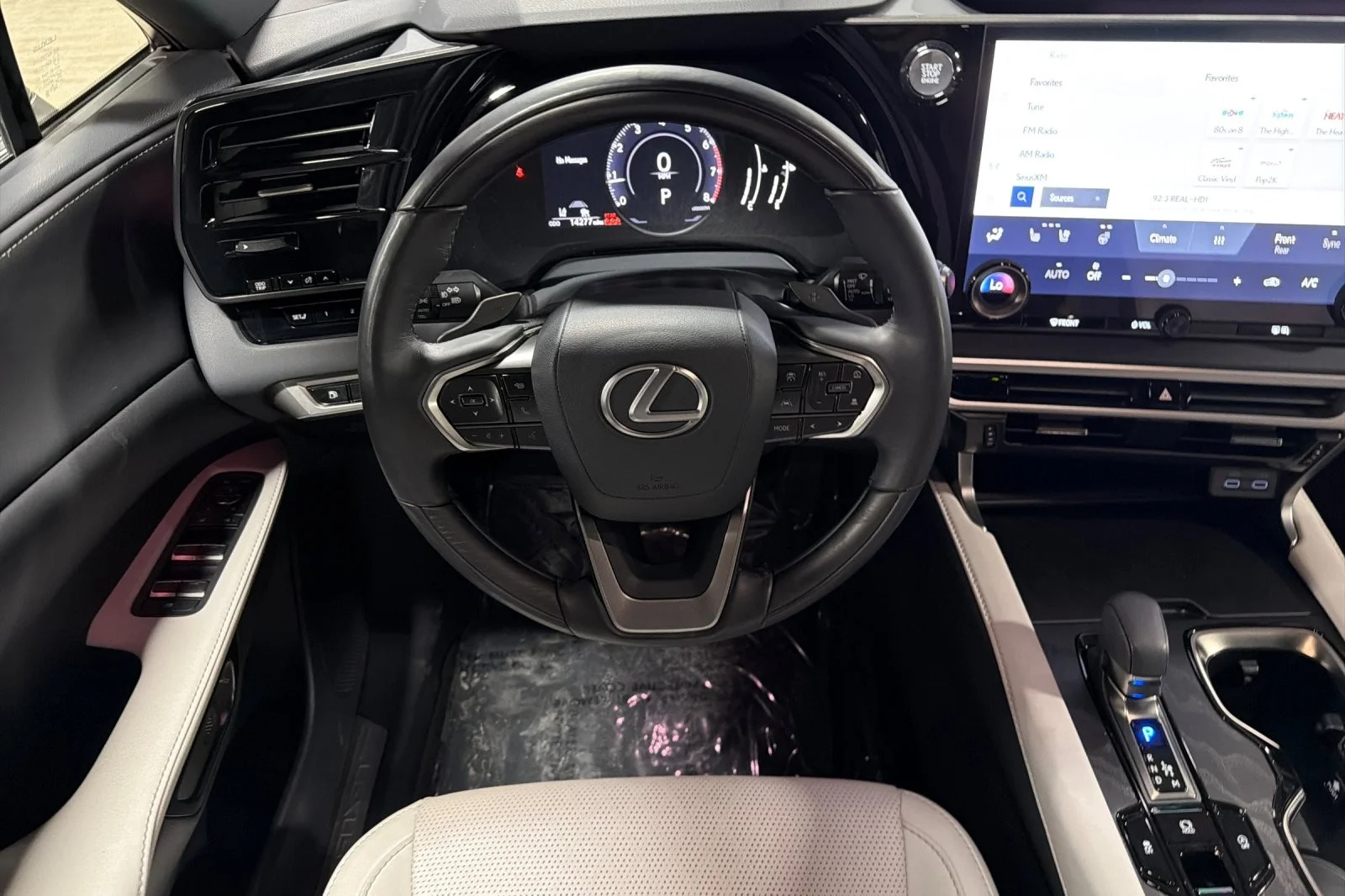 Used 2023 SILVER Lexus RX 350 Premium Plus image 13
