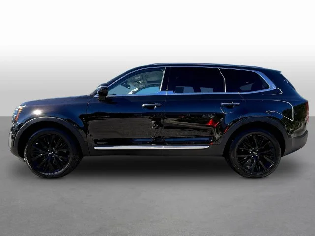 Used 2022 Black Kia SX image 4