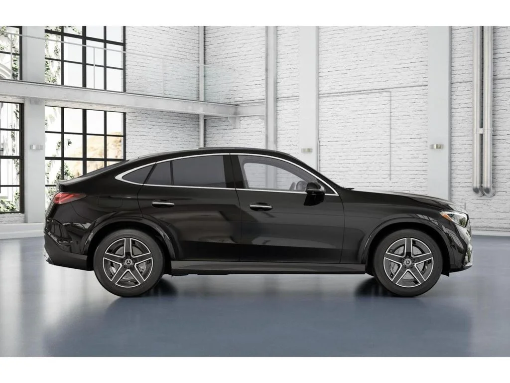 New 2027 Black Mercedes-Benz GLC 300 Coupe image 2