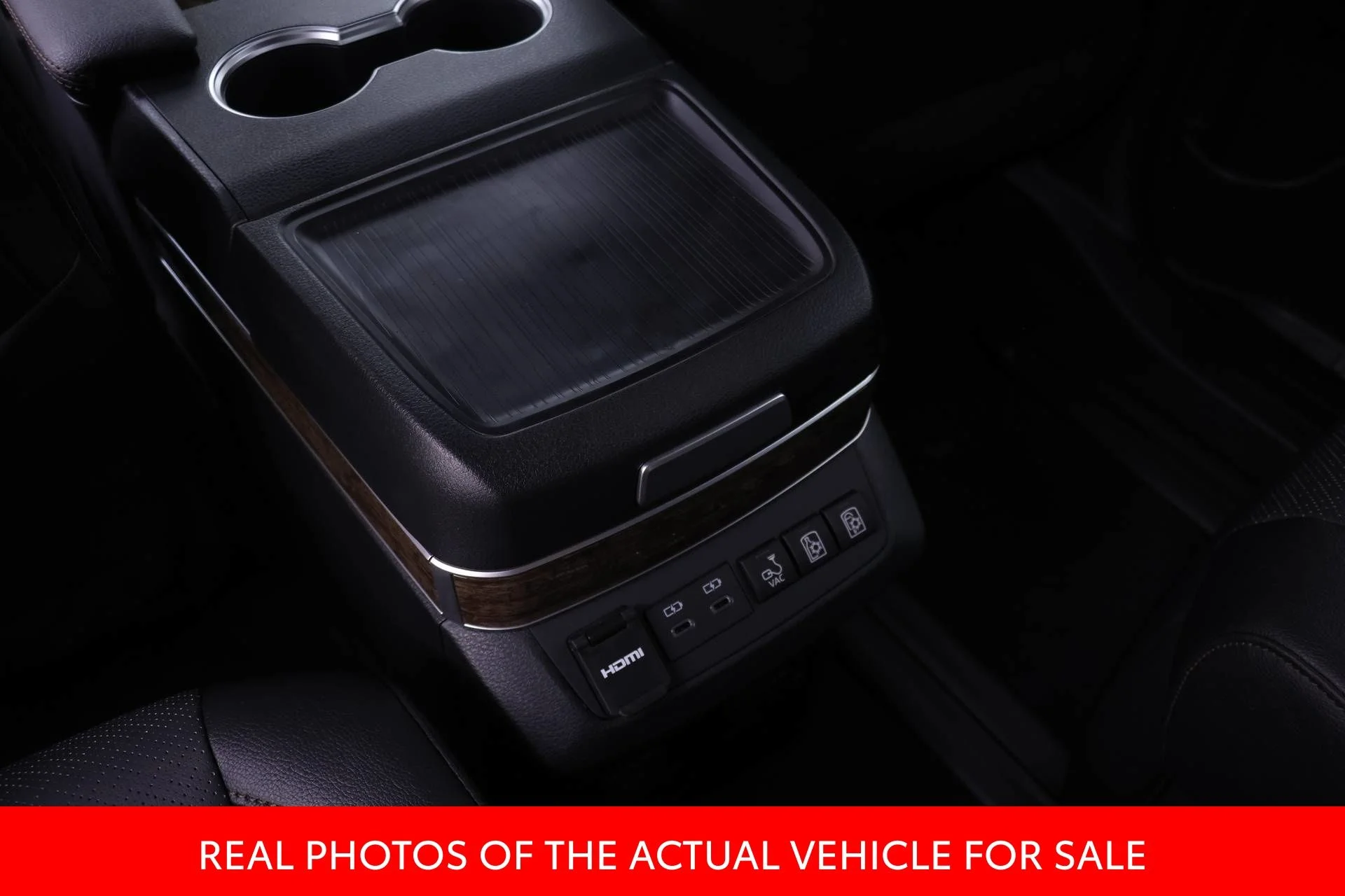 New 2026 Midnight Black Metallic Toyota  Platinum image 14