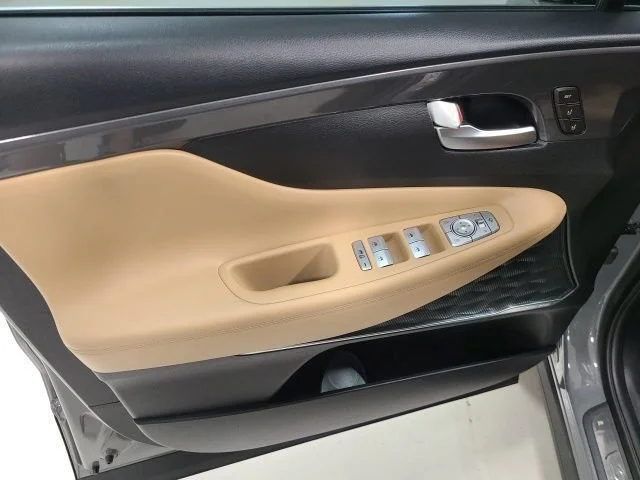 Used 2023 Hampton Gray Hyundai Calligraphy image 19
