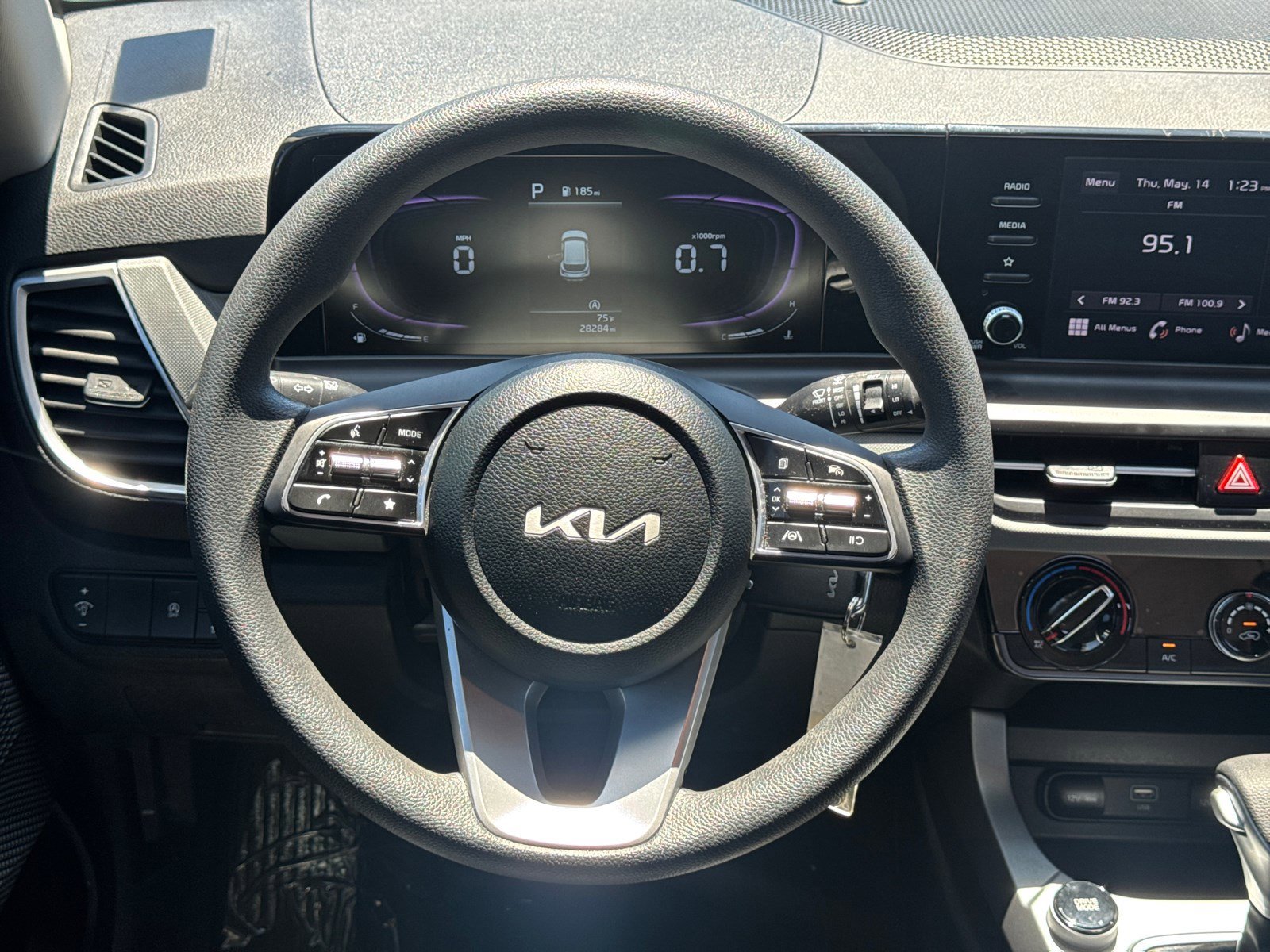 Used 2025 Steel Gray Kia LX image 24