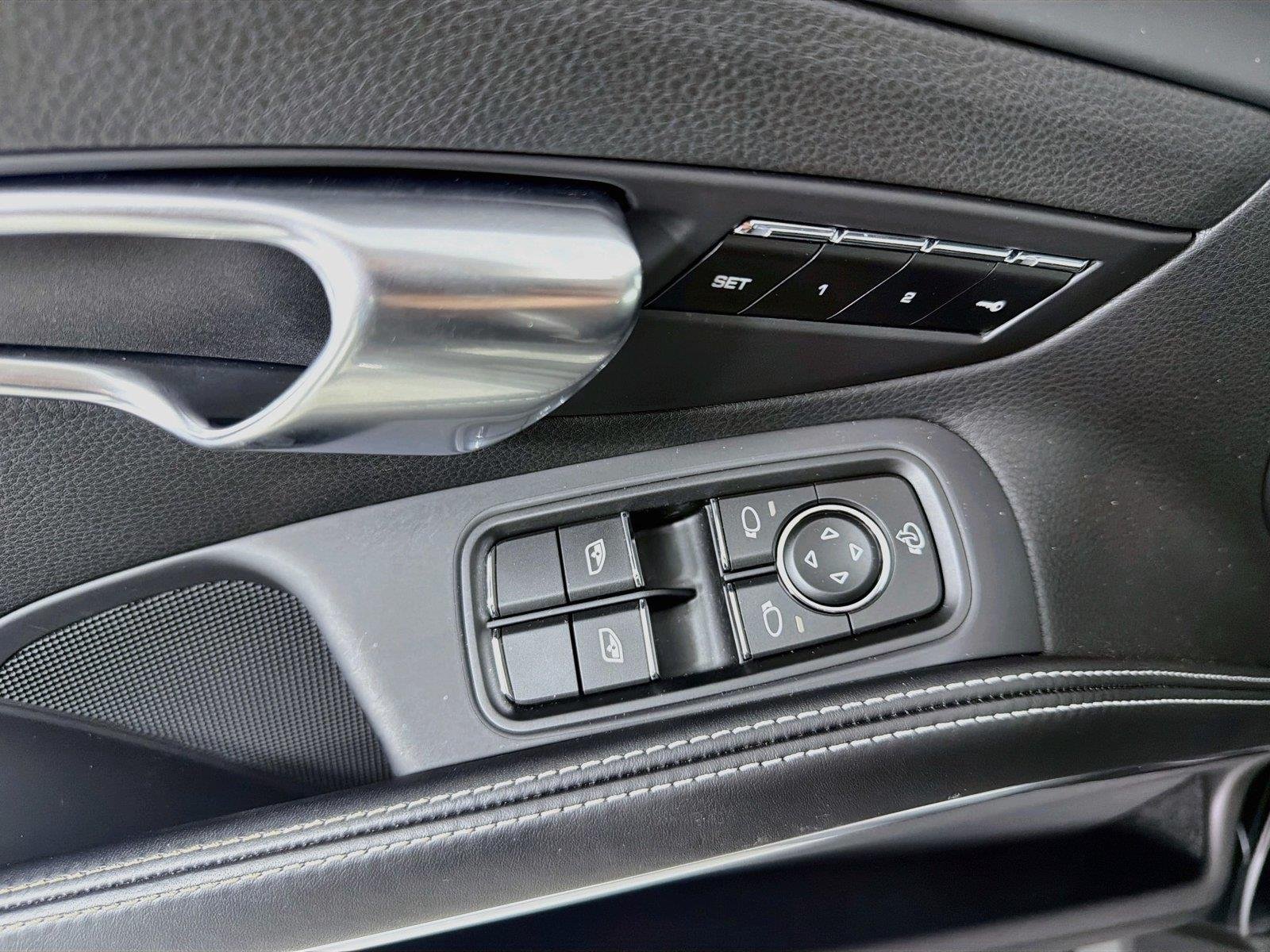 Used 2024 Black Porsche Style Edition image 7