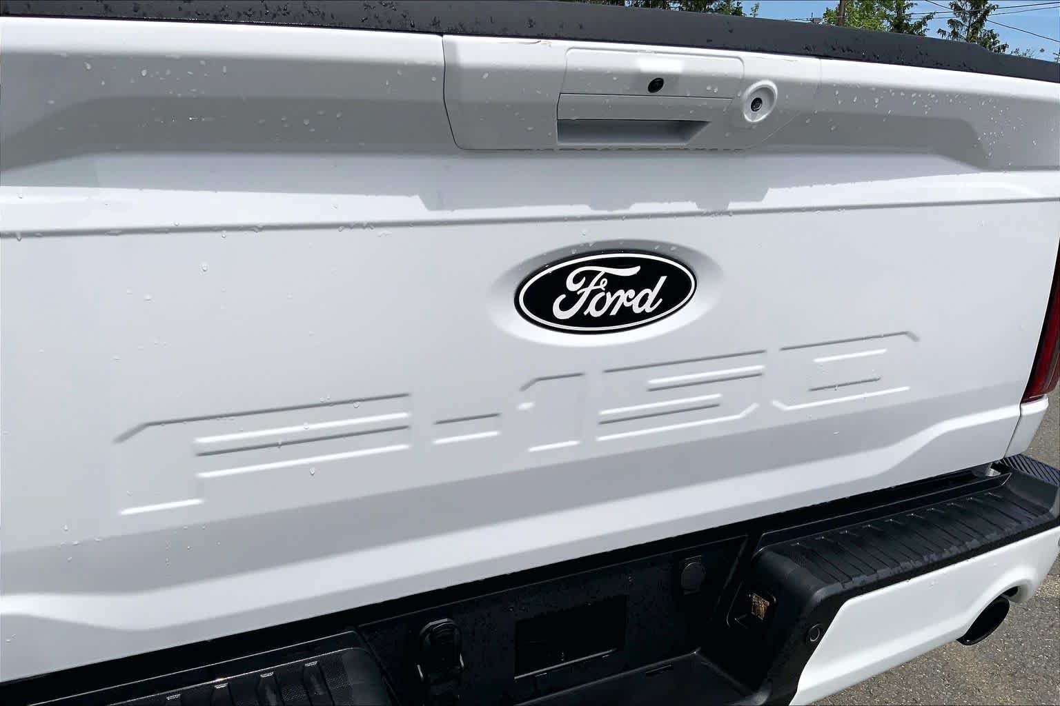 New 2026 Oxford White Ford XLT image 6