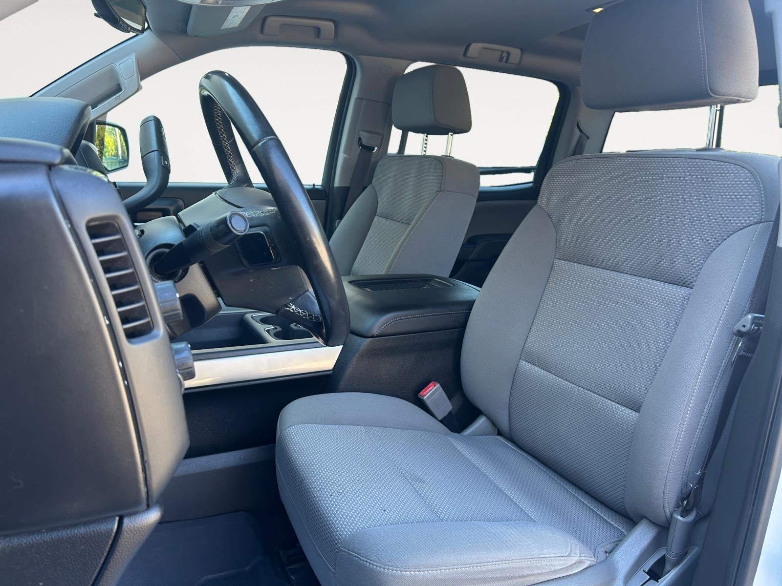 Used 2017 Summit White Chevrolet LT image 9