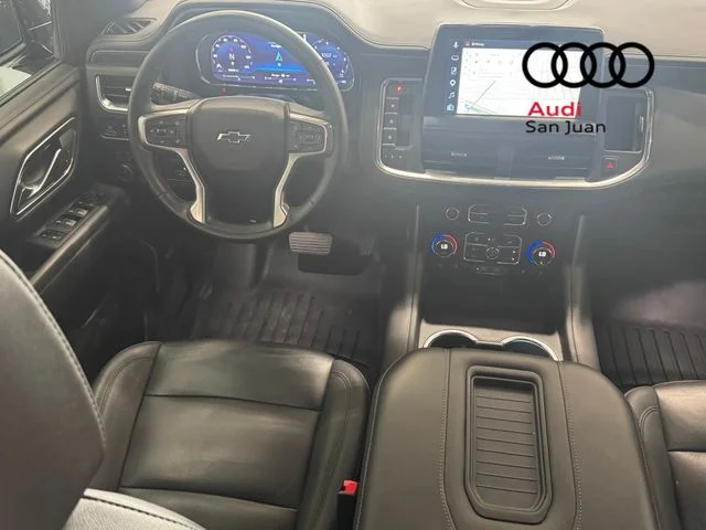 Used 2023 Gray Chevrolet Z71 image 32
